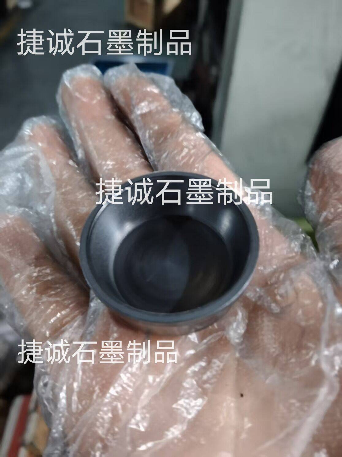 抗氧化石墨坩堝，石墨坩堝，石墨匣缽坩堝，石墨制品，高純石墨坩堝，石墨坩堝加工，分析儀器石墨坩堝，石墨坩堝加工廠，石墨坩堝生產(chǎn)廠家